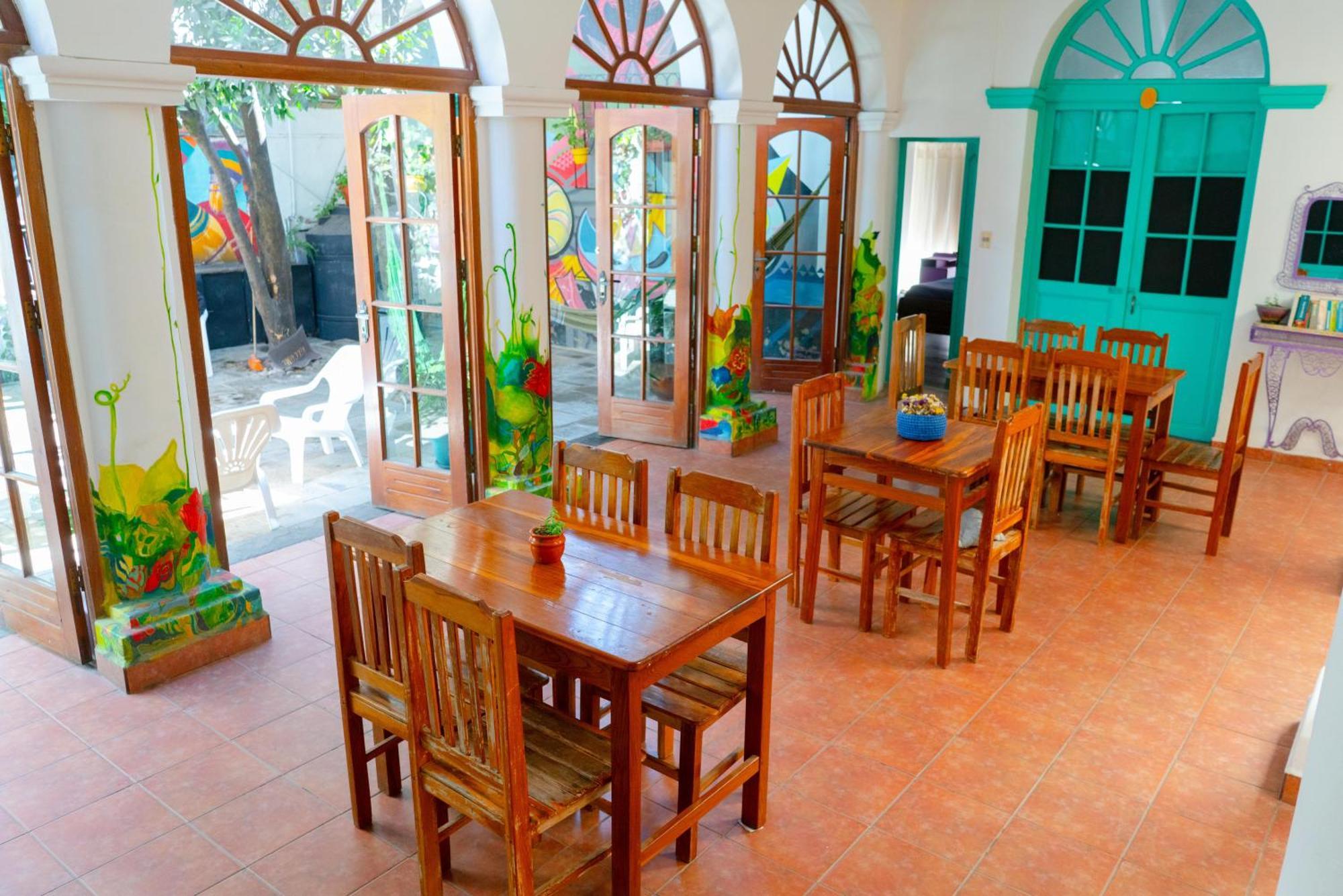 Pensión Casa Blanca Tarija